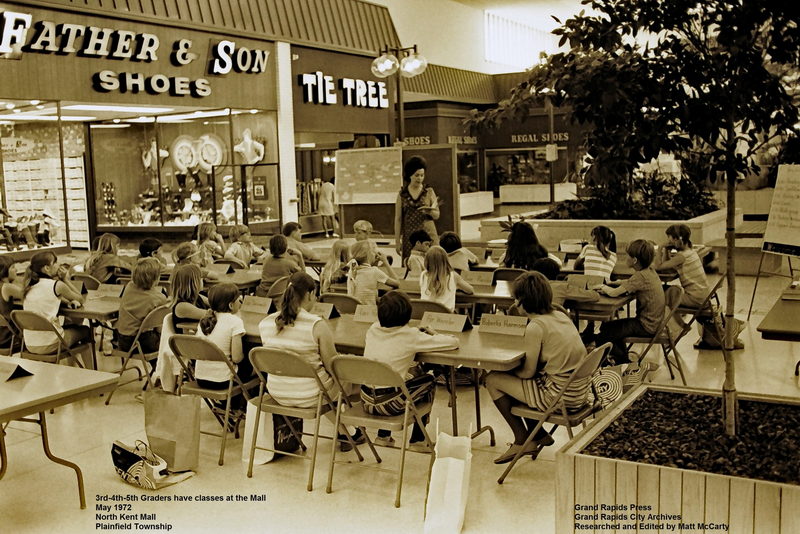 North Kent Mall - Vintage Photo Of North Kent (newer photo)